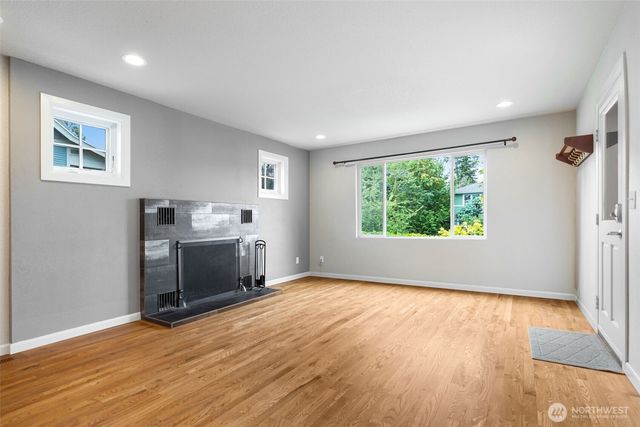 3918 S Edmunds Street, Seattle, WA 98118