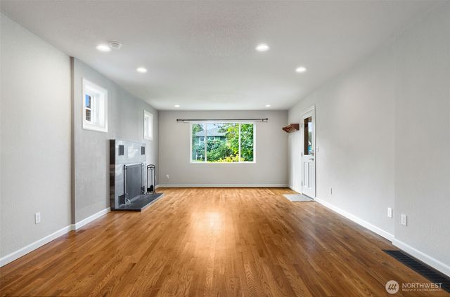 3918 S Edmunds Street, Seattle, WA 98118