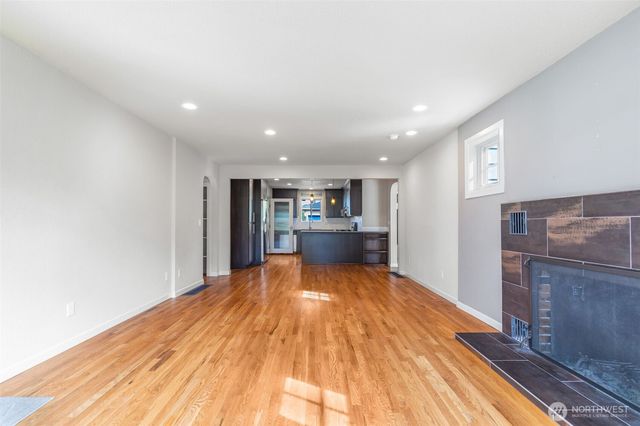 3918 S Edmunds Street, Seattle, WA 98118