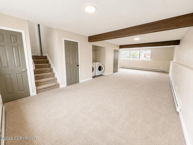 4336 E 6th Avenue, Anchorage, AK 99508