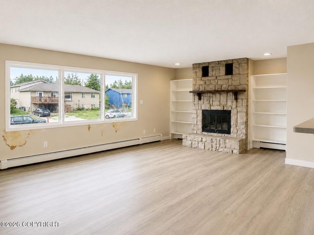 4336 E 6th Avenue, Anchorage, AK 99508