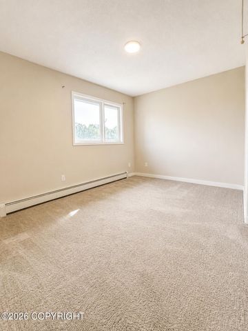 4336 E 6th Avenue, Anchorage, AK 99508
