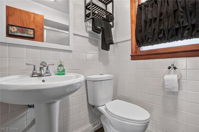 3045 Spencer Circle E, Geneva, OH 44041