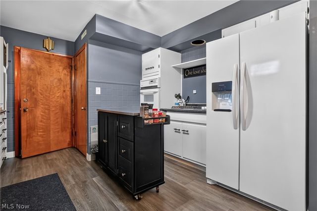 3045 Spencer Circle E, Geneva, OH 44041