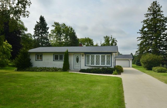12009 County Road G, Caledonia, WI 53108