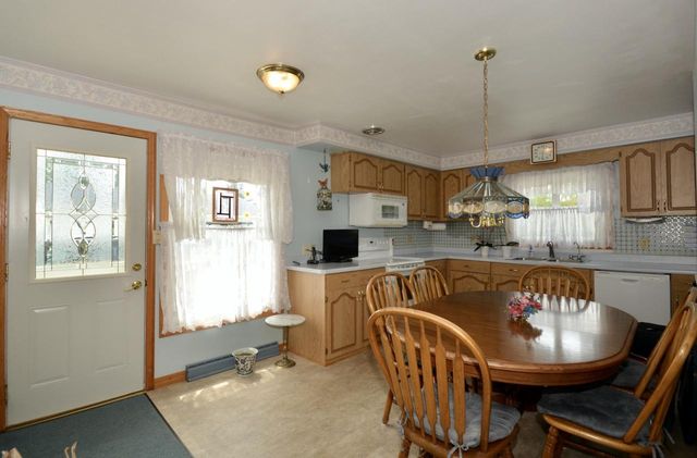 12009 County Road G, Caledonia, WI 53108