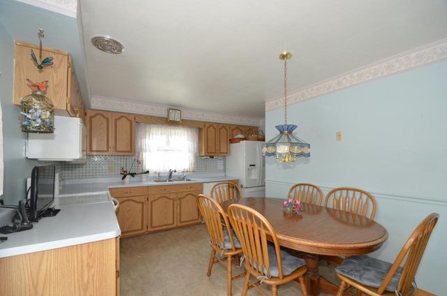12009 County Road G, Caledonia, WI 53108