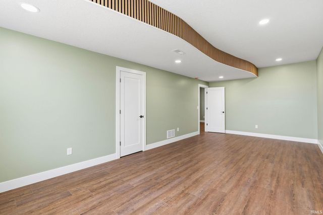 22583 Maumee Meadows Drive, Woodburn, IN 46797