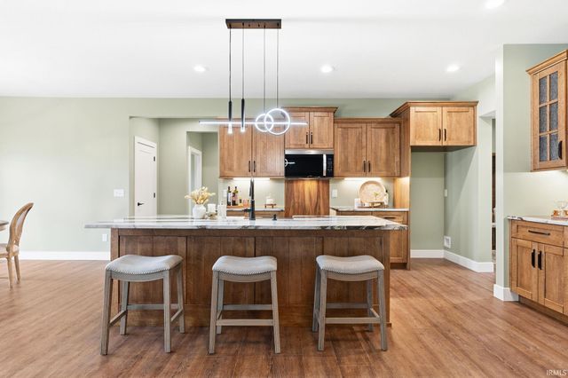 22583 Maumee Meadows Drive, Woodburn, IN 46797