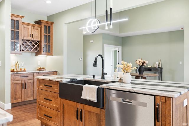 22583 Maumee Meadows Drive, Woodburn, IN 46797