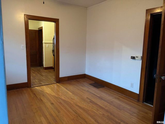 3316 AVENUE OF THE CITIES Avenue, Moline, IL 61265