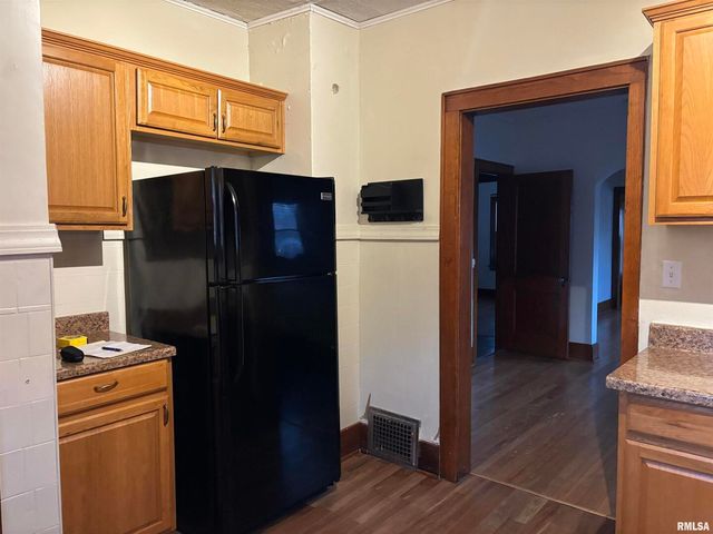 3316 AVENUE OF THE CITIES Avenue, Moline, IL 61265