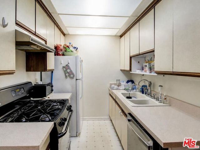 1520 Princeton Street 4, Santa Monica, CA 90404