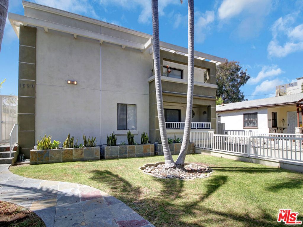 1520 Princeton Street 4, Santa Monica, CA 90404