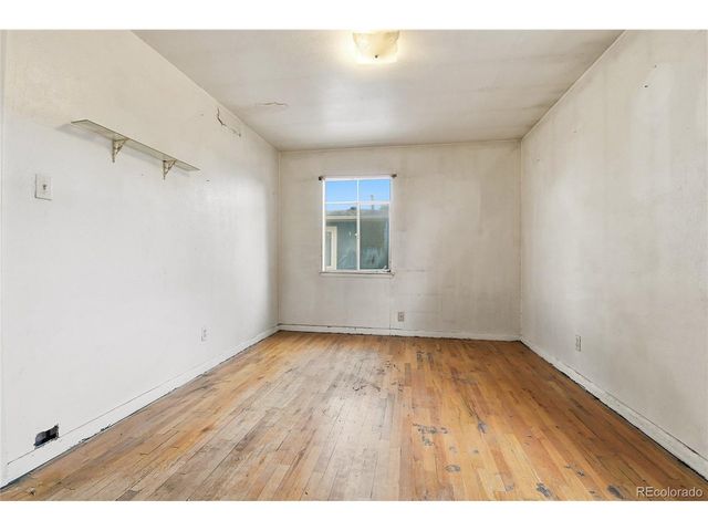 3817 S Inca St, Englewood, CO 80110