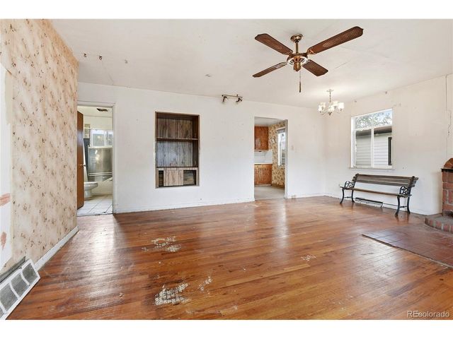 3817 S Inca St, Englewood, CO 80110