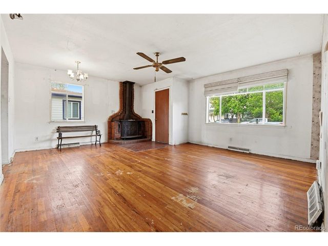 3817 S Inca St, Englewood, CO 80110