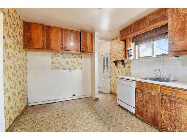 3817 S Inca St, Englewood, CO 80110