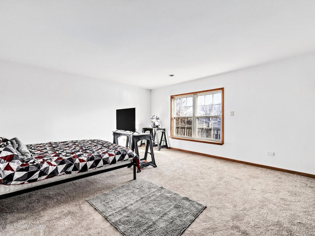 property-img