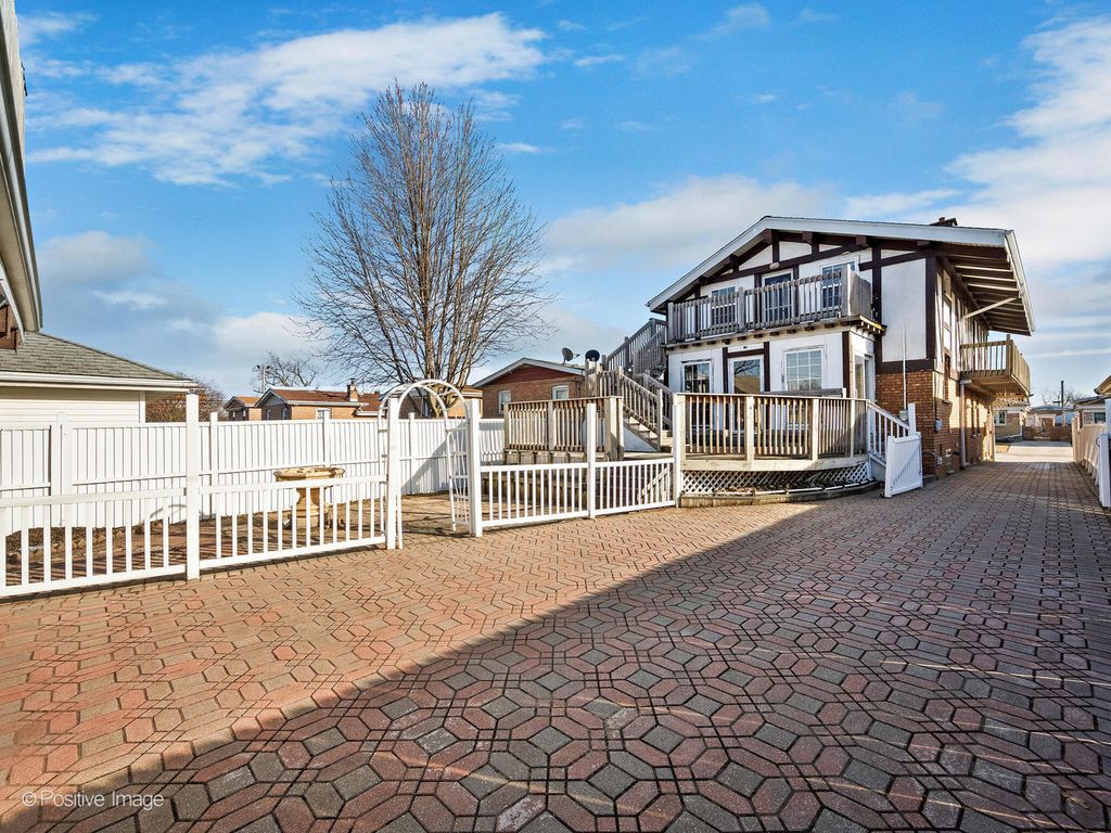 property-img