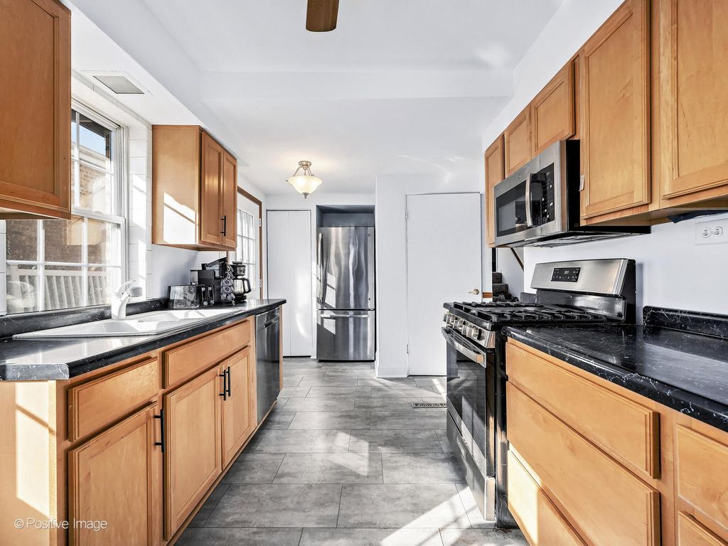 property-img