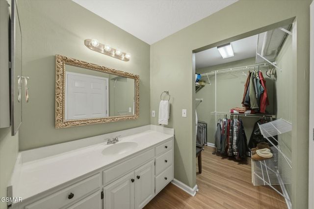 688 Ownby Drive, Gatlinburg, TN 37738