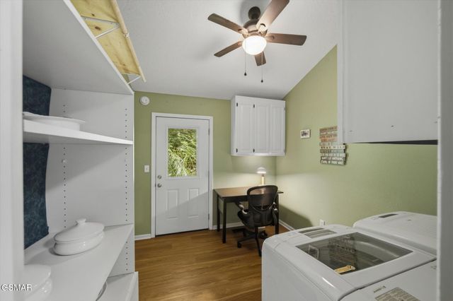 688 Ownby Drive, Gatlinburg, TN 37738