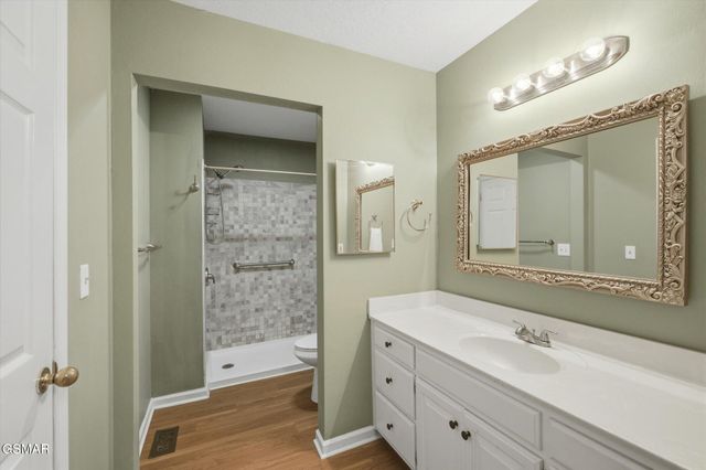 688 Ownby Drive, Gatlinburg, TN 37738