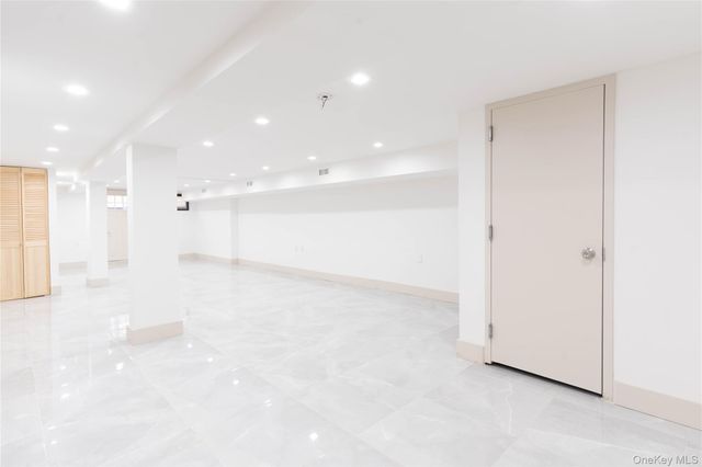282 E 38th Street, Brooklyn, NY 11203