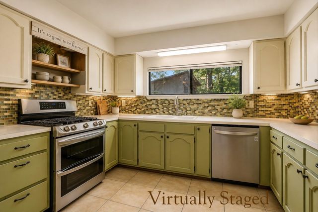 2808 Kings Circle DR, Granite Shoals, TX 78654