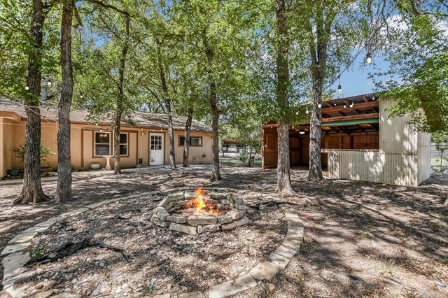 2808 Kings Circle DR, Granite Shoals, TX 78654