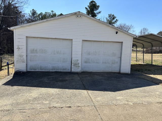 30 Peachtree St, Tennessee Ridge, TN 37178