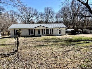 30 Peachtree St, Tennessee Ridge, TN 37178