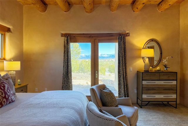 103 Sunflower Drive, Santa Fe, NM 87506