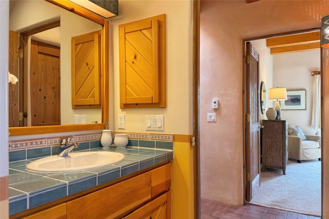 103 Sunflower Drive, Santa Fe, NM 87506