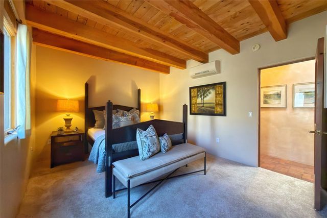 103 Sunflower Drive, Santa Fe, NM 87506