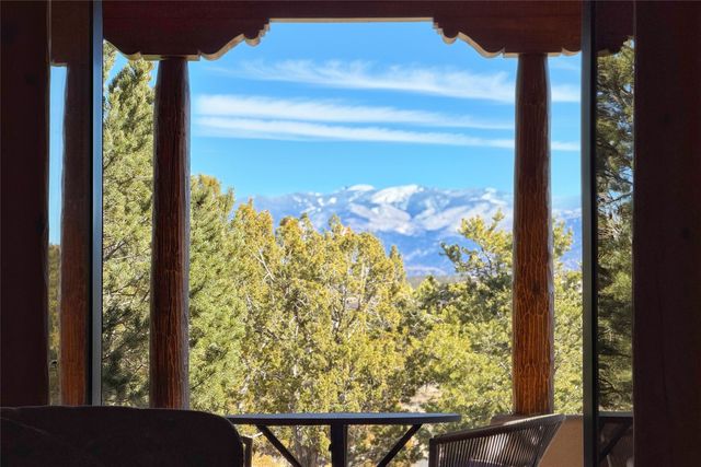 103 Sunflower Drive, Santa Fe, NM 87506