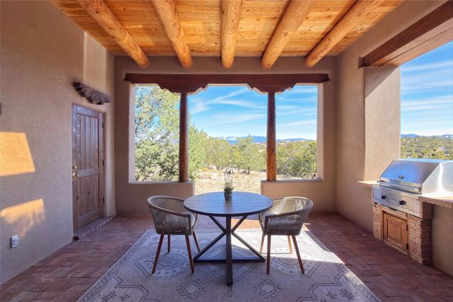 103 Sunflower Drive, Santa Fe, NM 87506