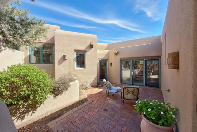 103 Sunflower Drive, Santa Fe, NM 87506