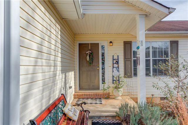 156 Alicia Drive, Winder, GA 30680