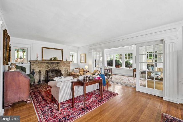 2456 HILLCREST RD, Drexel Hill, PA 19026