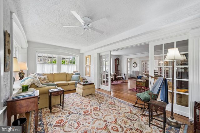 2456 HILLCREST RD, Drexel Hill, PA 19026