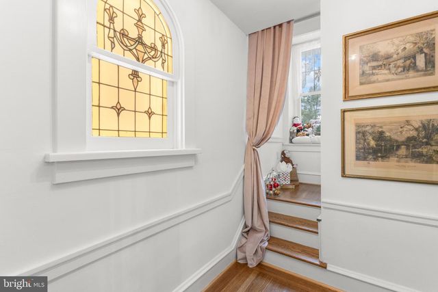 2456 HILLCREST RD, Drexel Hill, PA 19026