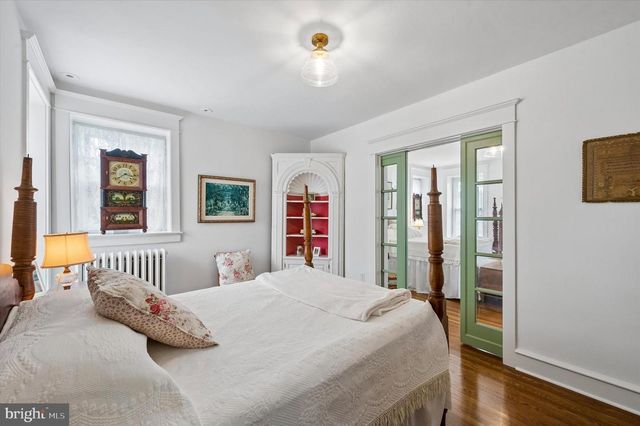 2456 HILLCREST RD, Drexel Hill, PA 19026
