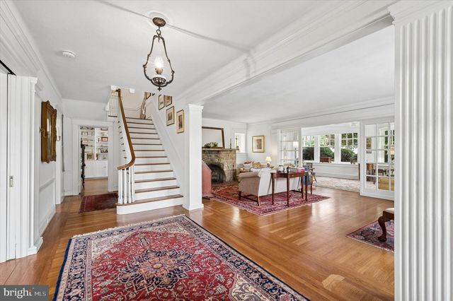 2456 HILLCREST RD, Drexel Hill, PA 19026