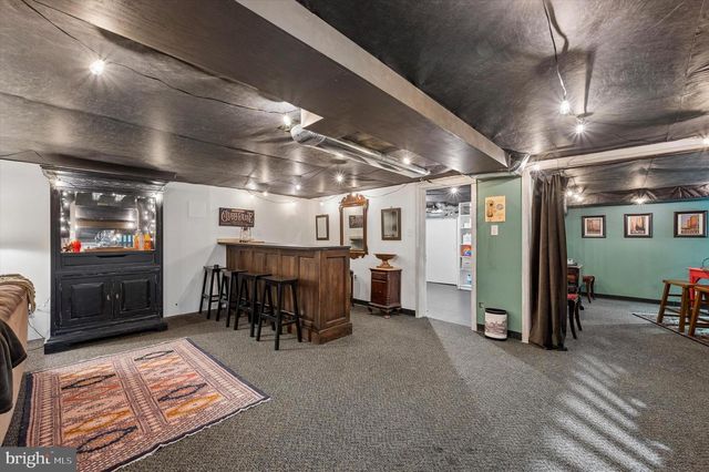 2456 HILLCREST RD, Drexel Hill, PA 19026