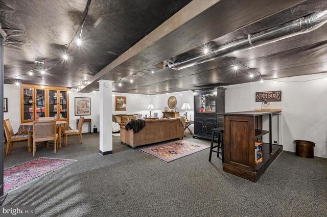 2456 HILLCREST RD, Drexel Hill, PA 19026