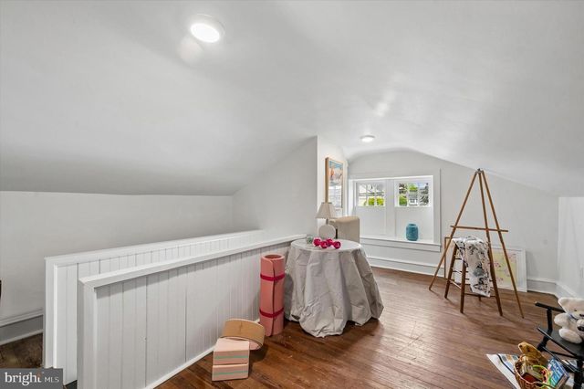 2456 HILLCREST RD, Drexel Hill, PA 19026