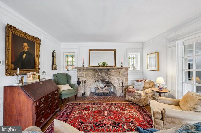2456 HILLCREST RD, Drexel Hill, PA 19026