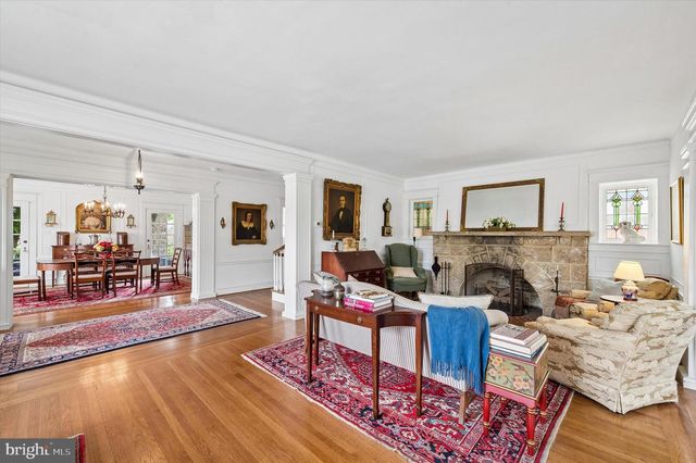 2456 HILLCREST RD, Drexel Hill, PA 19026